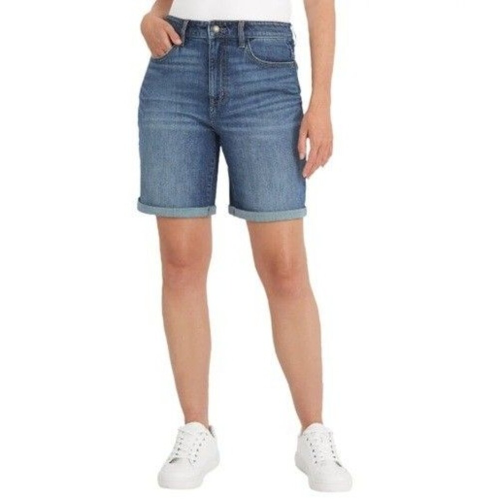 Wrangler Women's High Rise Rolled/Unrolled  Denim Shorts Blue Size 8 NWT